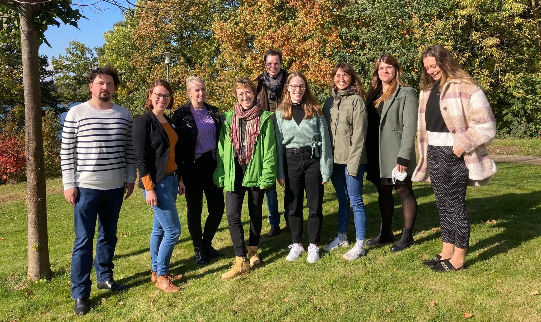 Gruppenfoto Teilnehmende des Studiengangs Versorgungsforschung FGW Brandenburg